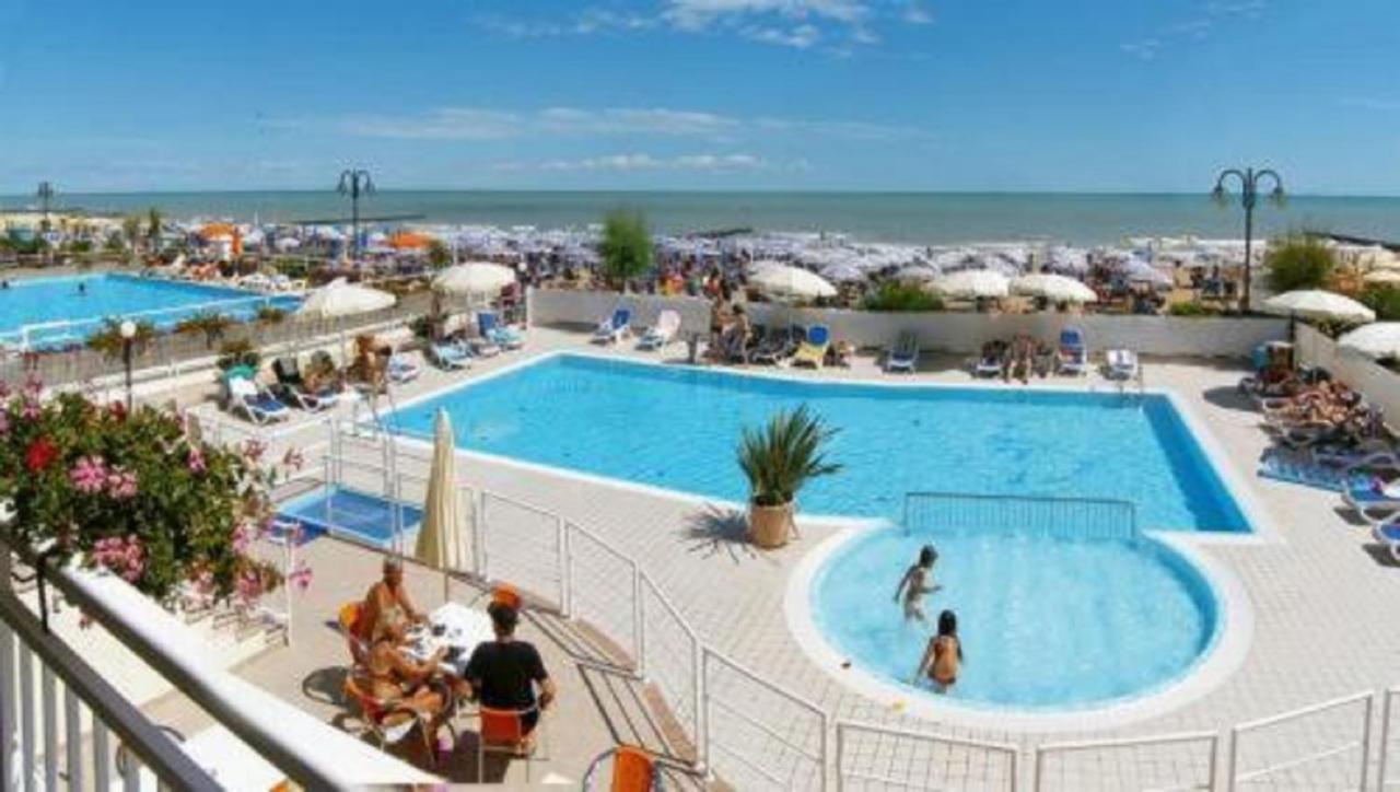 Hotel Condor Lido di Jesolo Exterior photo